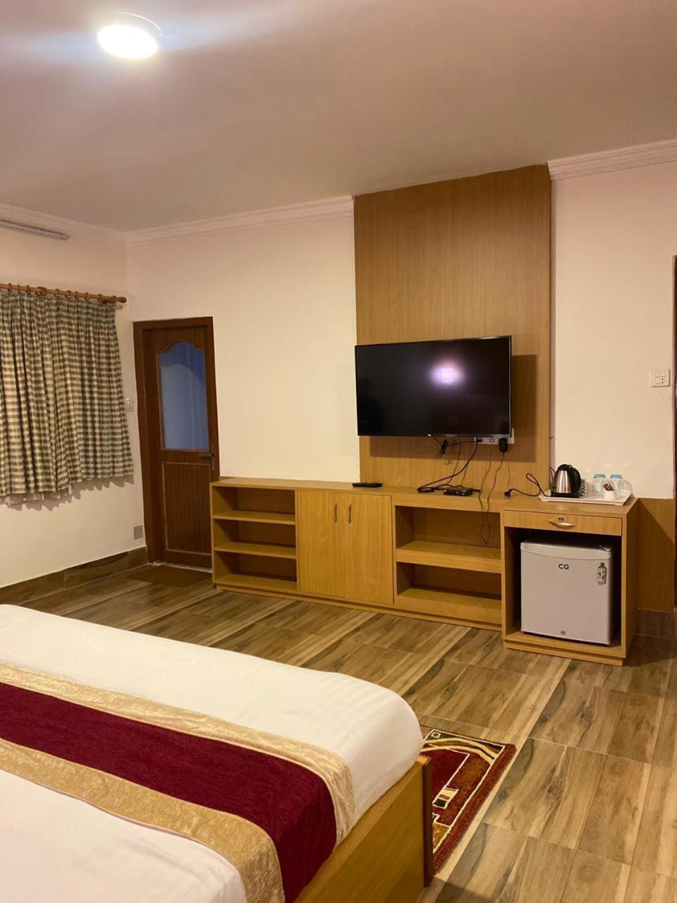 Chef House Resort Kathmandu Exteriör bild