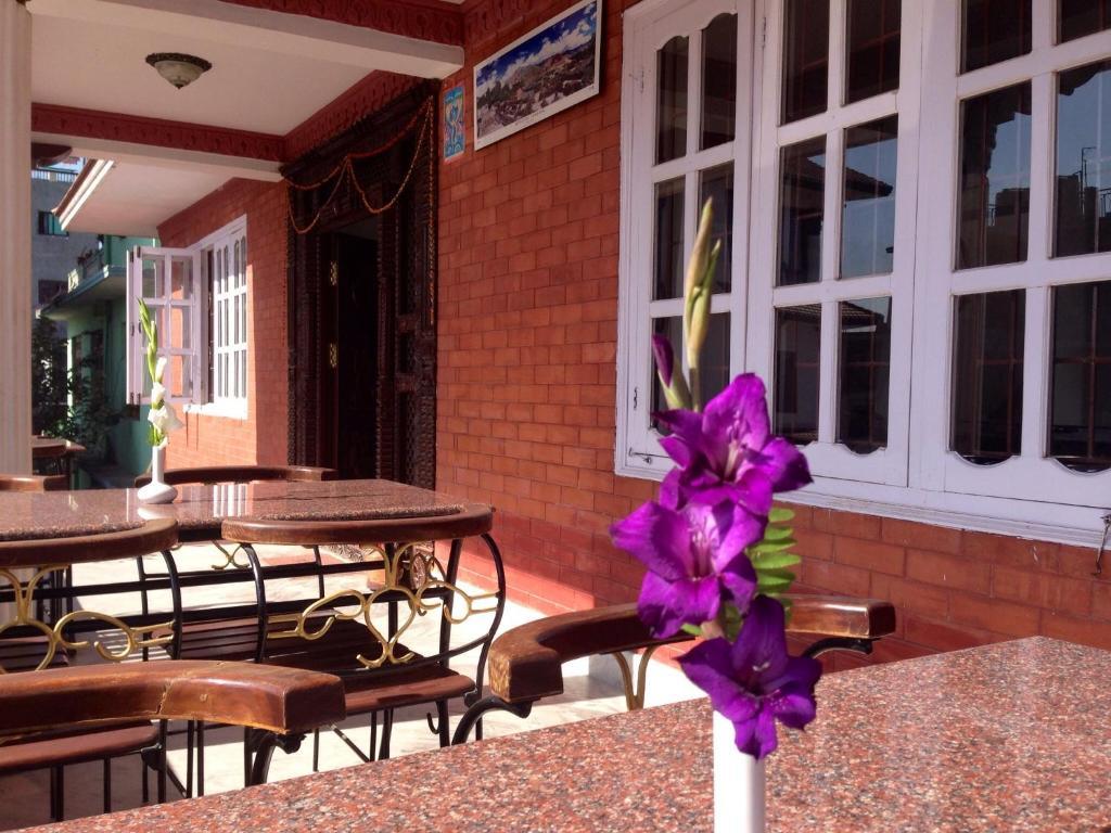 Chef House Resort Kathmandu Exteriör bild